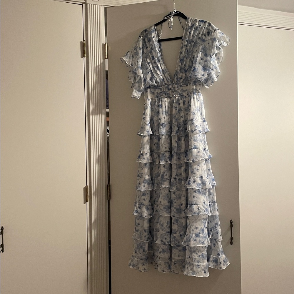 Storia Blue and White Dress